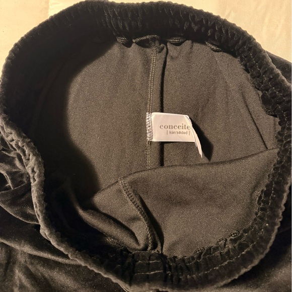 Two Pair of Velvet Jogger Pants Navy and Black XL - Picture 5 of 8